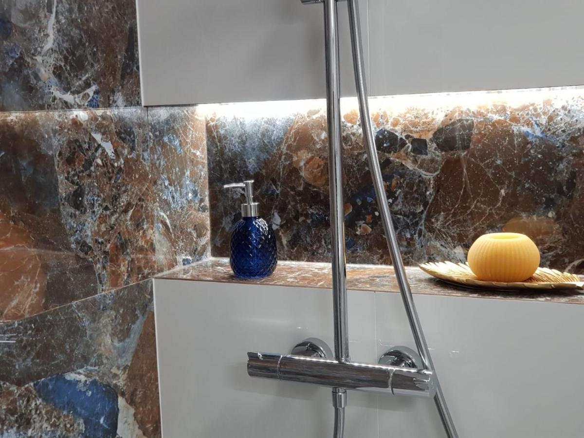 Apartament City View Wes Quality Suite 포즈난 외부 사진
